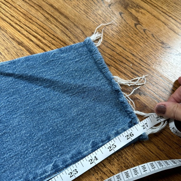 Madewell The Perfect Vintage Jean in Earlside Wash: Raw-Hem Edition - Picture 14 of 14